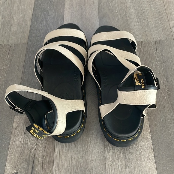 Dr. Martens Blaire Hydro Women's Sandal - Picture 6 of 12